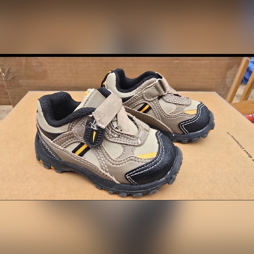 Kids Beige and Black Sport Sneakers with Yellow Stripe